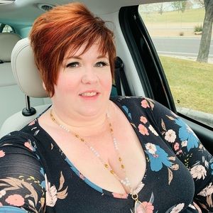 Meet your Posher, Chatée